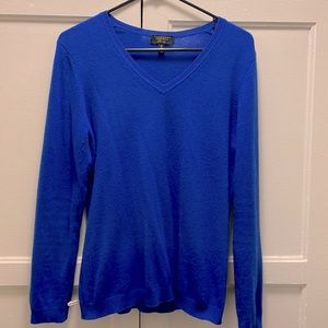 Vneck blue 100% cashmere sweater